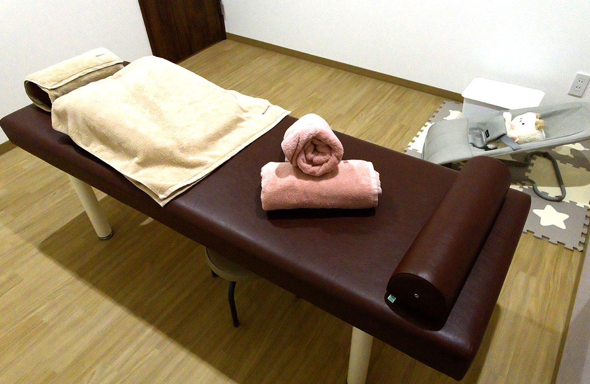 ほねキング整骨院 最新設備とキレイな内装･駅チカで便利な整骨院です